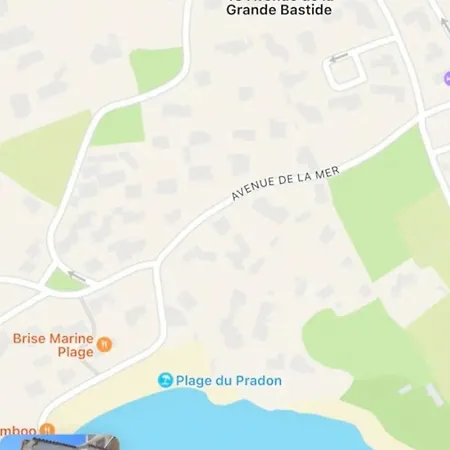 Charmant Bas De Avec Terrasse A Proximite De La Plage Et Du Port