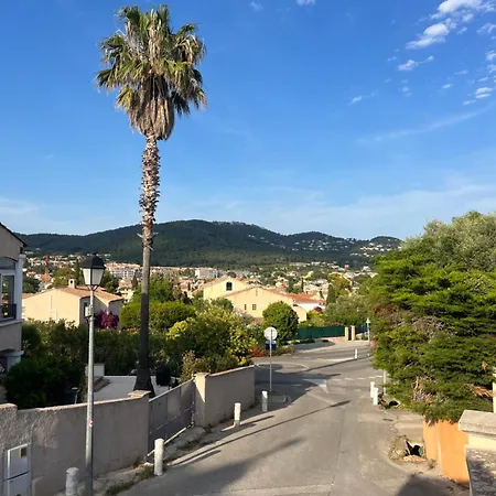 Charmant Bas De Avec Terrasse A Proximite De La Plage Et Du Port Apartment